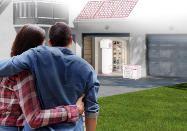 foto noticia ¿ESTÁS PENSANDO EN INSTALAR PLACAS FOTOVOLTAICAS EN CASA? DESCUBRE LAS VENTAJAS DE COMBINARLAS CON AEROTERMIA, GRACIAS A ARISTON.